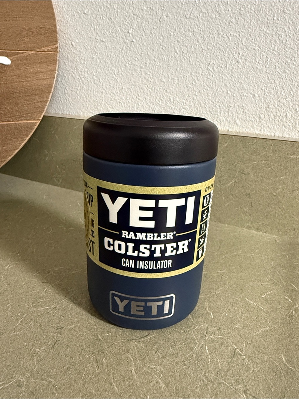 Yeti Rambler Colster Can Insulator in Navy